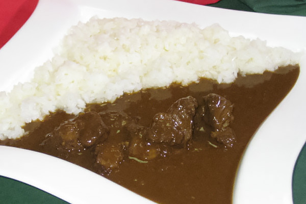 冷凍カレー アーバンカレー（中甘口）